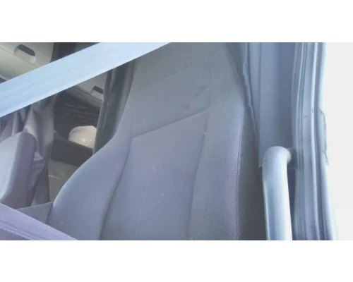 FREIGHTLINER CASCADIA 126 SEAT, FRONT