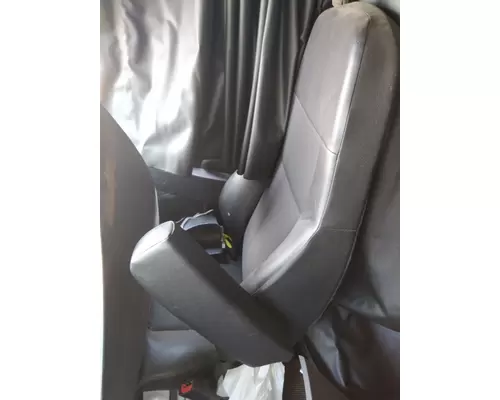 FREIGHTLINER CASCADIA 126 SEAT, FRONT