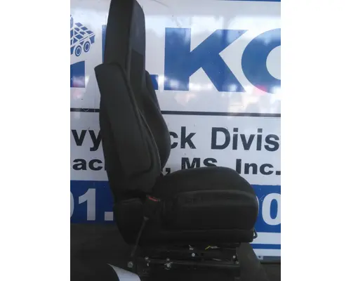 FREIGHTLINER CASCADIA 126 SEAT, FRONT