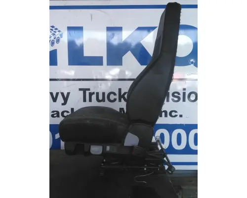 FREIGHTLINER CASCADIA 126 SEAT, FRONT