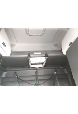 FREIGHTLINER CASCADIA 126 SLEEPER BUNK