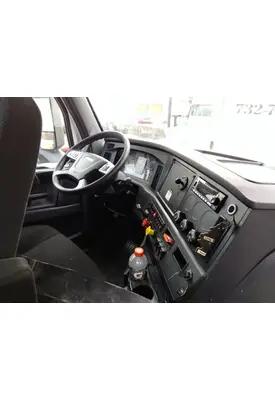 FREIGHTLINER CASCADIA 126 STEERING COLUMN