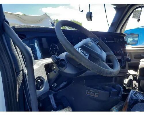 FREIGHTLINER CASCADIA 126 STEERING COLUMN