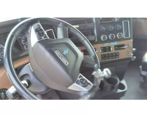 FREIGHTLINER CASCADIA 126 STEERING COLUMN