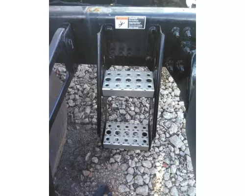 FREIGHTLINER CASCADIA 126 STEP, FRAME