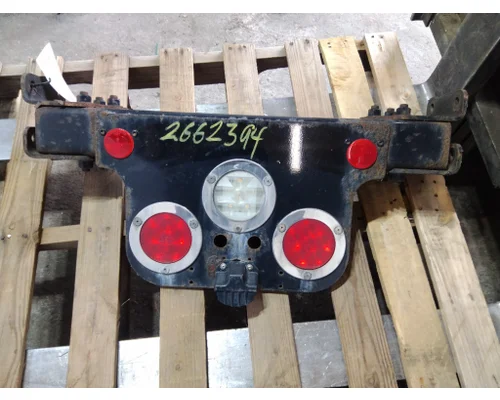 FREIGHTLINER CASCADIA 126 STOP TURN TAIL LAMP