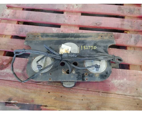 FREIGHTLINER CASCADIA 126 STOP TURN TAIL LAMP