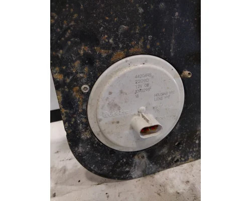 FREIGHTLINER CASCADIA 126 STOP TURN TAIL LAMP