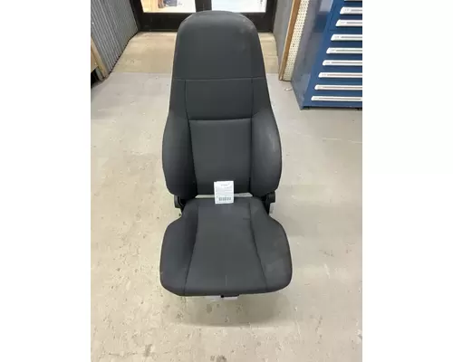 FREIGHTLINER CASCADIA 126 Seat, Front