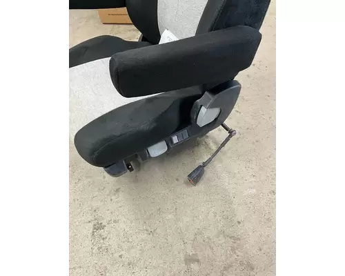 FREIGHTLINER CASCADIA 126 Seat, Front