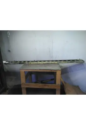 FREIGHTLINER CASCADIA 126 TANK STEP