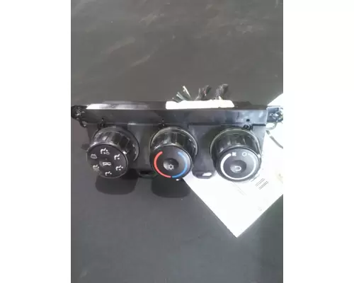 FREIGHTLINER CASCADIA 126 TEMPERATURE CONTROL