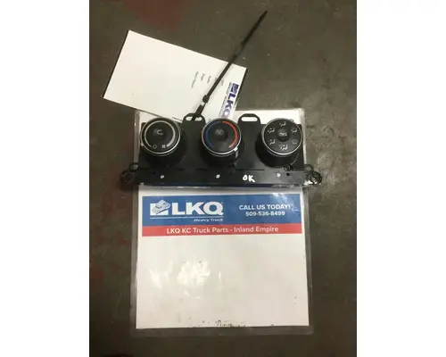 FREIGHTLINER CASCADIA 126 TEMPERATURE CONTROL