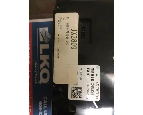 FREIGHTLINER CASCADIA 126 TEMPERATURE CONTROL