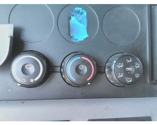 FREIGHTLINER CASCADIA 126 TEMPERATURE CONTROL