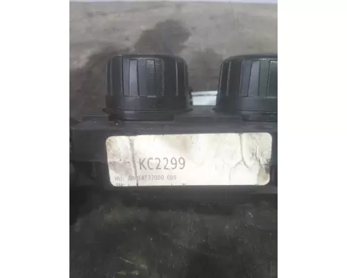FREIGHTLINER CASCADIA 126 TEMPERATURE CONTROL