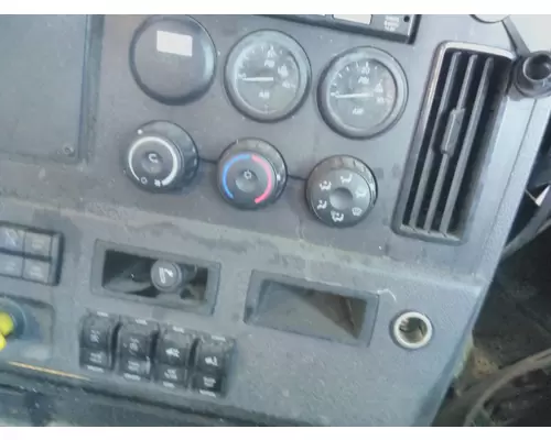 FREIGHTLINER CASCADIA 126 TEMPERATURE CONTROL
