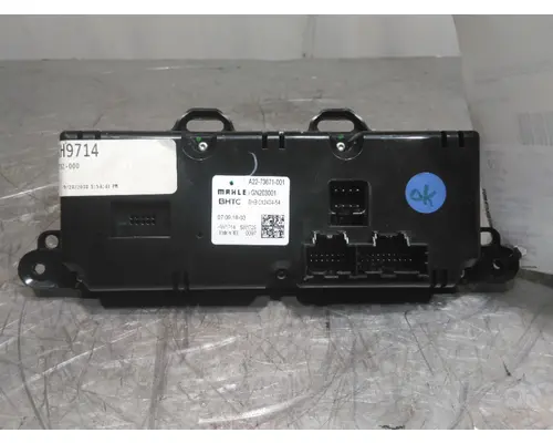 FREIGHTLINER CASCADIA 126 TEMPERATURE CONTROL