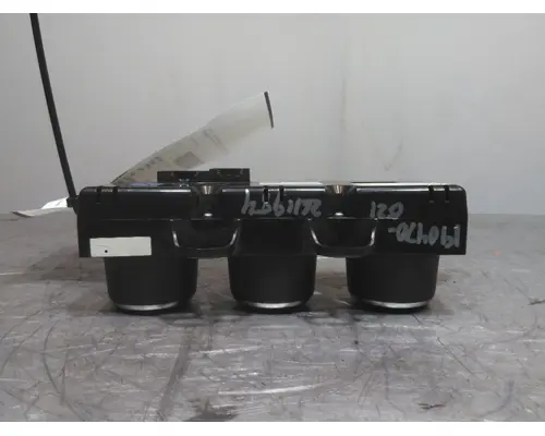 FREIGHTLINER CASCADIA 126 TEMPERATURE CONTROL