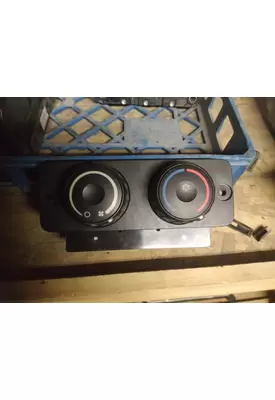 FREIGHTLINER CASCADIA 126 TEMPERATURE CONTROL