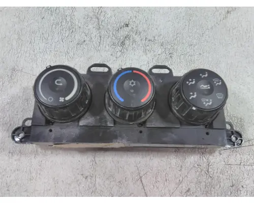 FREIGHTLINER CASCADIA 126 TEMPERATURE CONTROL