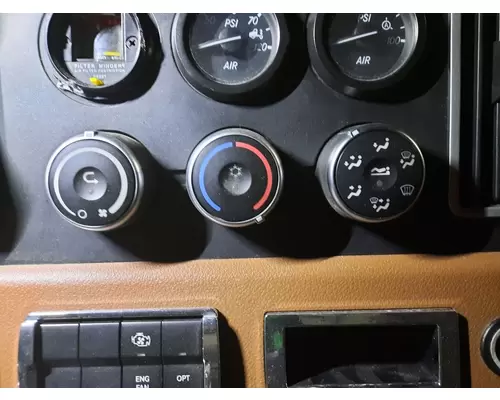 FREIGHTLINER CASCADIA 126 TEMPERATURE CONTROL