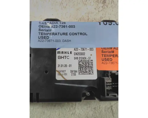 FREIGHTLINER CASCADIA 126 TEMPERATURE CONTROL