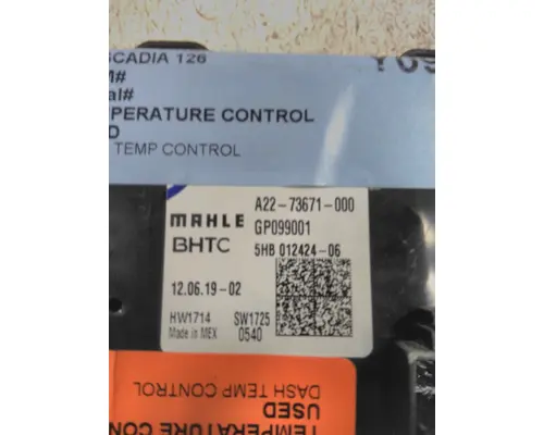FREIGHTLINER CASCADIA 126 TEMPERATURE CONTROL