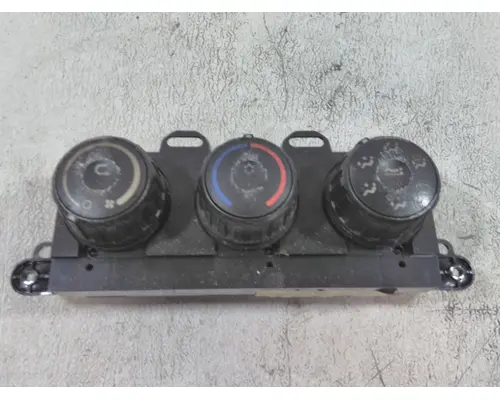 FREIGHTLINER CASCADIA 126 TEMPERATURE CONTROL