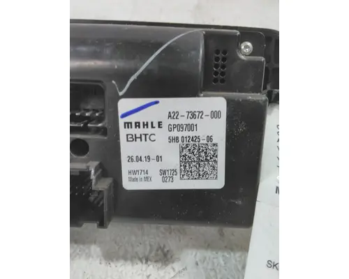 FREIGHTLINER CASCADIA 126 TEMPERATURE CONTROL