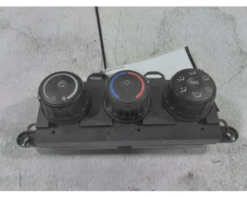 FREIGHTLINER CASCADIA 126 TEMPERATURE CONTROL