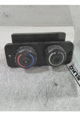 FREIGHTLINER CASCADIA 126 TEMPERATURE CONTROL