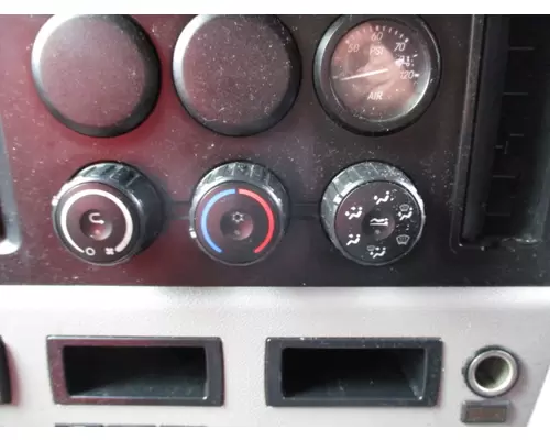 FREIGHTLINER CASCADIA 126 TEMPERATURE CONTROL