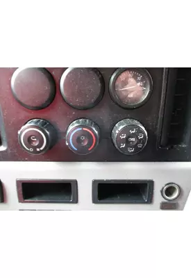 FREIGHTLINER CASCADIA 126 TEMPERATURE CONTROL