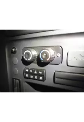 FREIGHTLINER CASCADIA 126 TEMPERATURE CONTROL