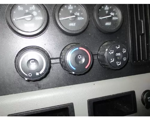 FREIGHTLINER CASCADIA 126 TEMPERATURE CONTROL