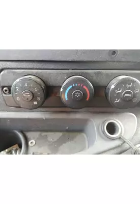 FREIGHTLINER CASCADIA 126 TEMPERATURE CONTROL