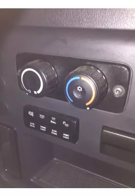 FREIGHTLINER CASCADIA 126 TEMPERATURE CONTROL