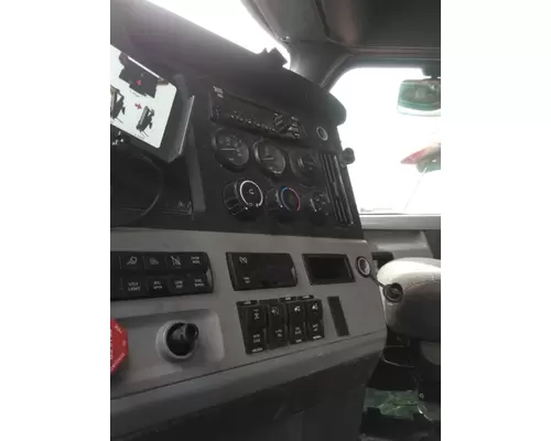 FREIGHTLINER CASCADIA 126 TEMPERATURE CONTROL