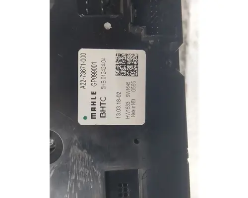 FREIGHTLINER CASCADIA 126 TEMPERATURE CONTROL