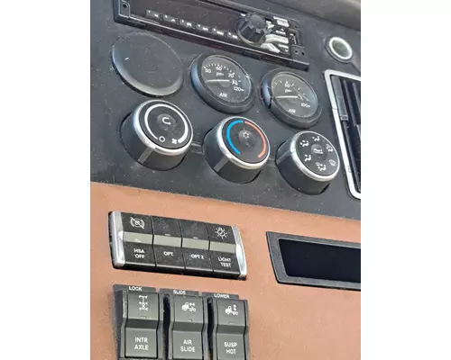 FREIGHTLINER CASCADIA 126 TEMPERATURE CONTROL