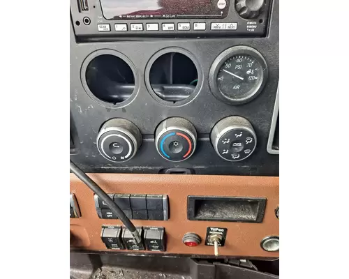 FREIGHTLINER CASCADIA 126 TEMPERATURE CONTROL