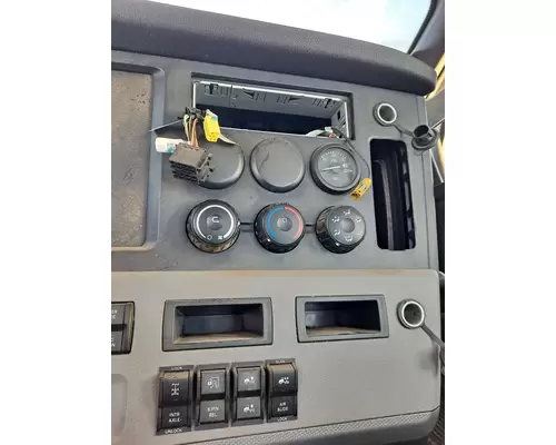 FREIGHTLINER CASCADIA 126 TEMPERATURE CONTROL