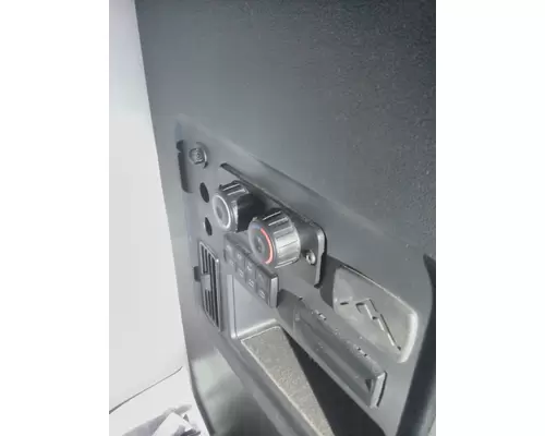 FREIGHTLINER CASCADIA 126 TEMPERATURE CONTROL