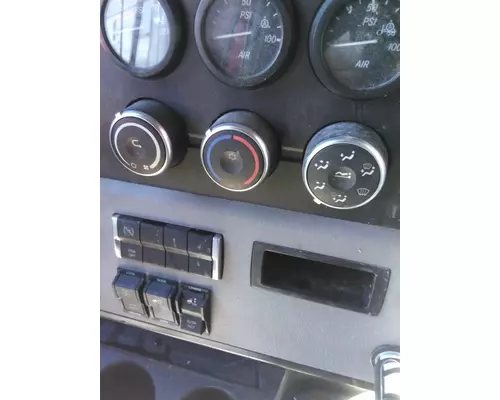 FREIGHTLINER CASCADIA 126 TEMPERATURE CONTROL