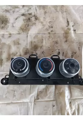FREIGHTLINER CASCADIA 126 TEMPERATURE CONTROL