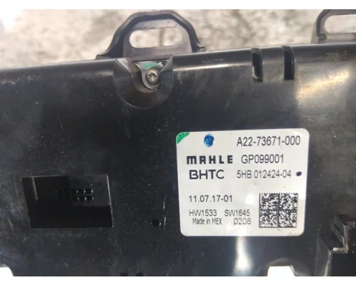 FREIGHTLINER CASCADIA 126 TEMPERATURE CONTROL