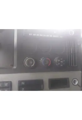 FREIGHTLINER CASCADIA 126 TEMPERATURE CONTROL