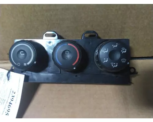 FREIGHTLINER CASCADIA 126 TEMPERATURE CONTROL