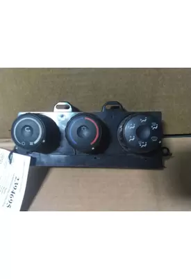 FREIGHTLINER CASCADIA 126 TEMPERATURE CONTROL